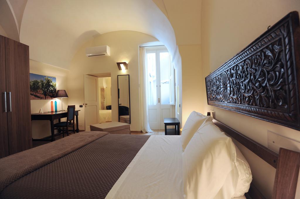 Negramaro Suite B&B Lecce Room photo